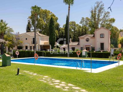 Exterior view of Single-family semi-detached for sale in Marbella  with Heating, Private garden and Swimming Pool