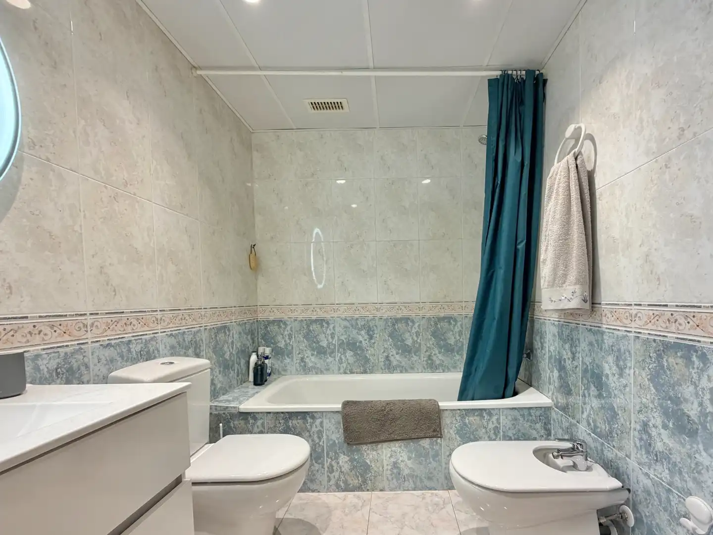 Bathroom of Flat for sale in Calafell  with Air Conditioner, Heating and Furnished