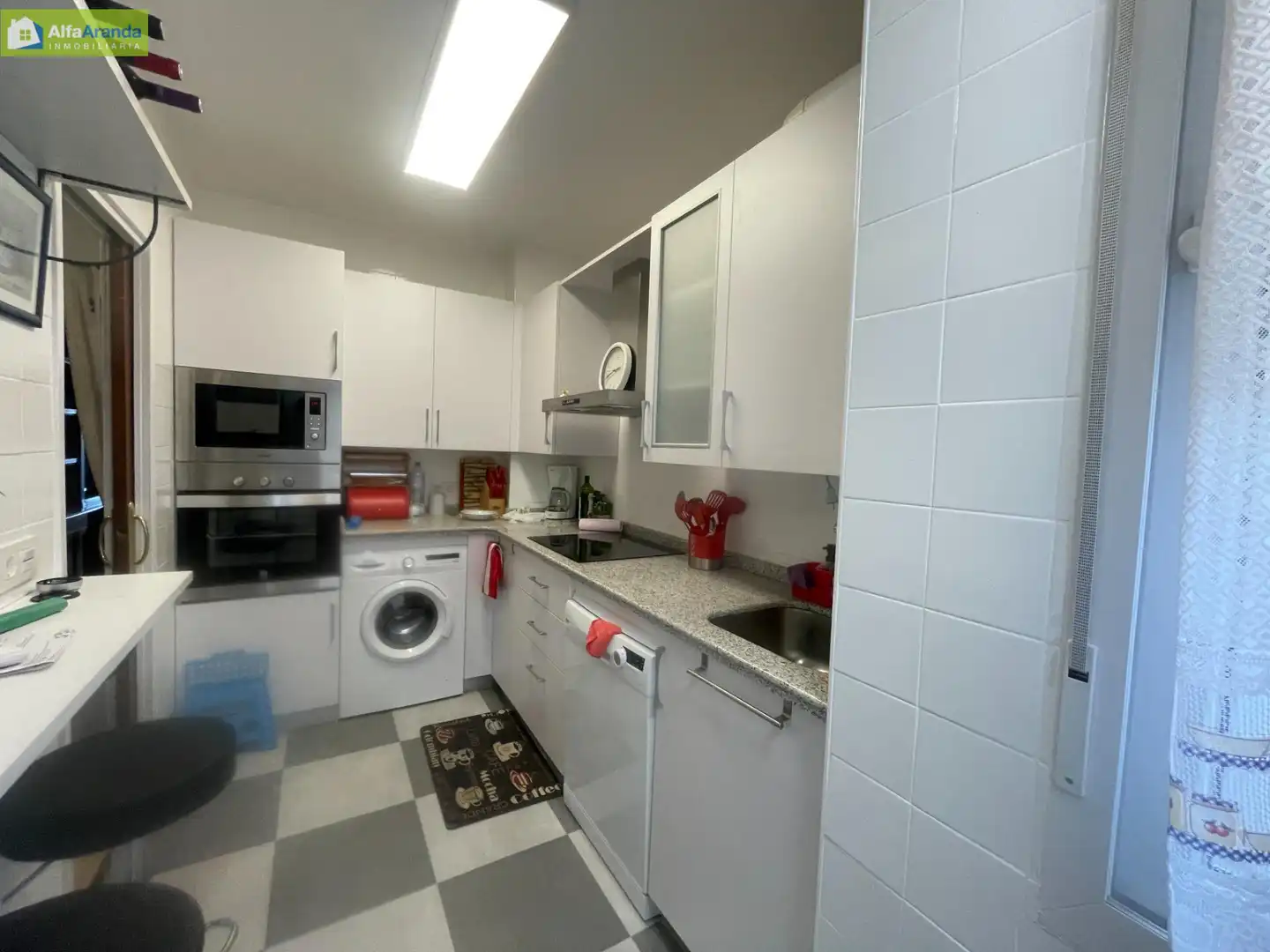 Küche von Wohnung zum Verkauf in Roa mit Heizung, Möbliert und Balkon