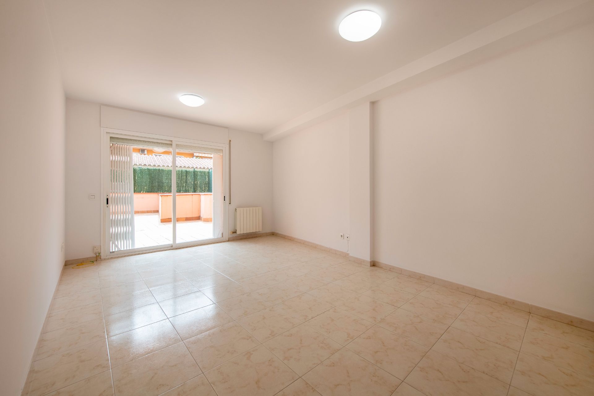 Flat for sale in Banyoles  with Heating, Terrace and Oven