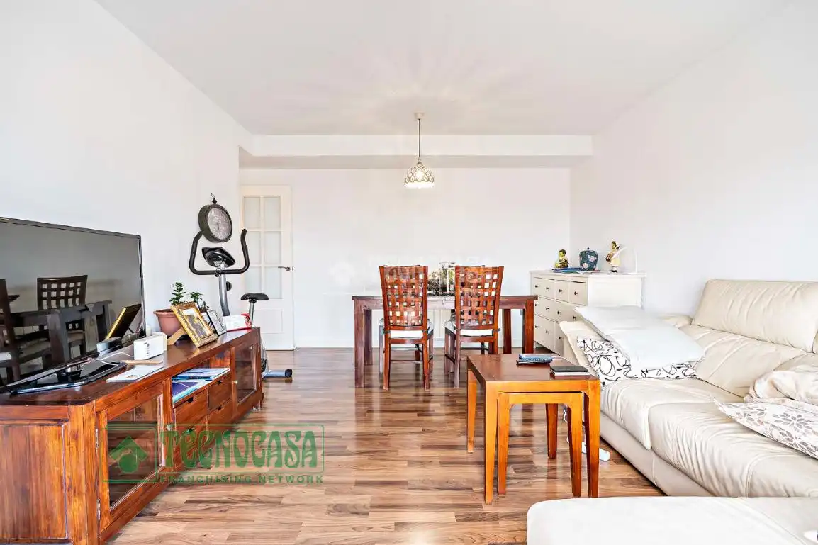Sala de estar de Piso en venta en Roquetas de Mar con Aire acondicionado