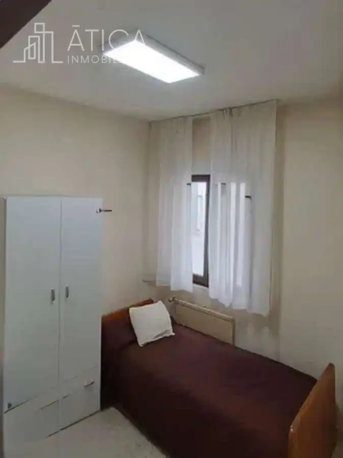 Schlafzimmer von Wohnung zur Miete in Salamanca mit Heizung, Terrasse und Möbliert