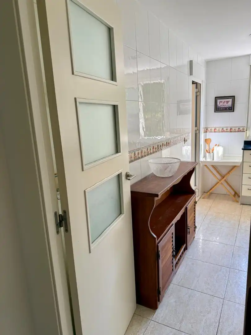 Baño de Piso en venta en Valencia con Aire acondicionado, Horno y Balcón