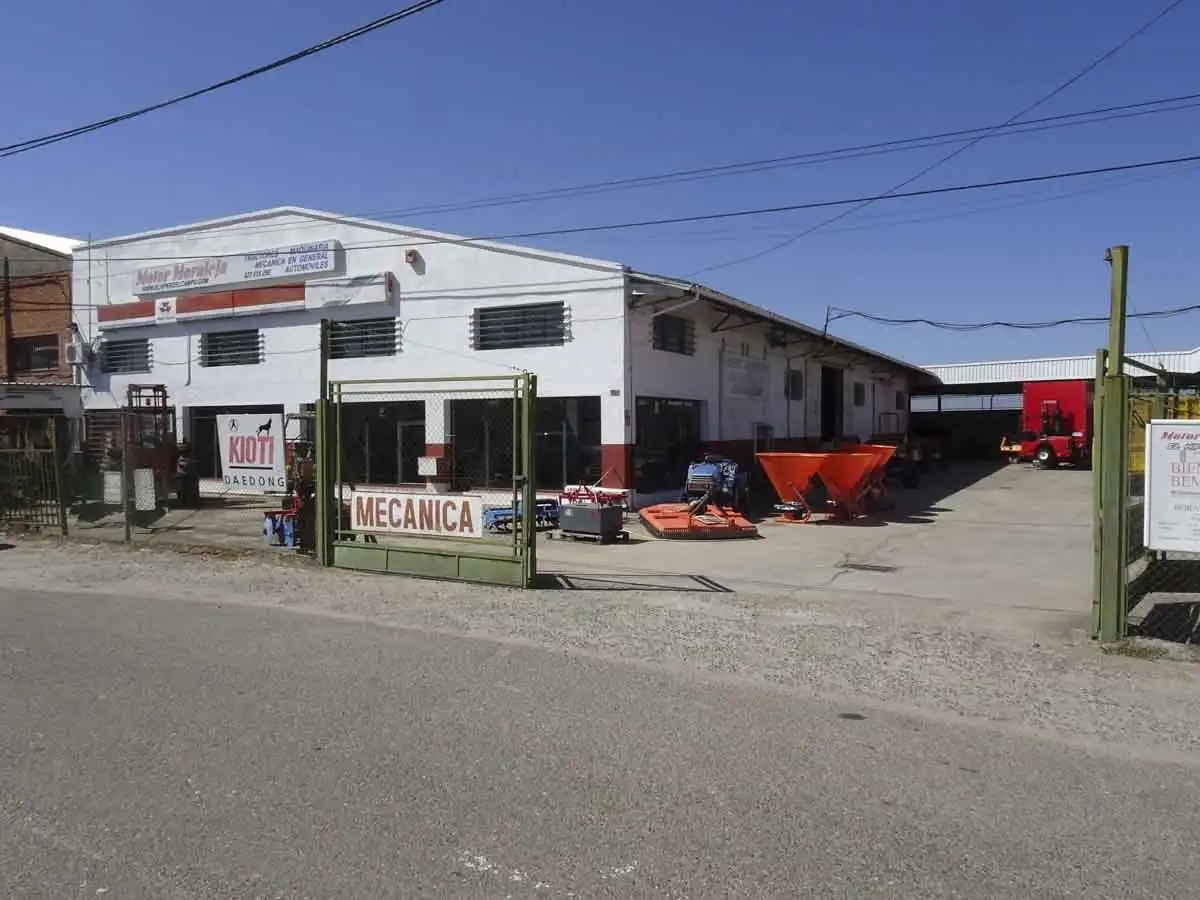 Locale commerciale in affitto a Moraleja, imagen 21