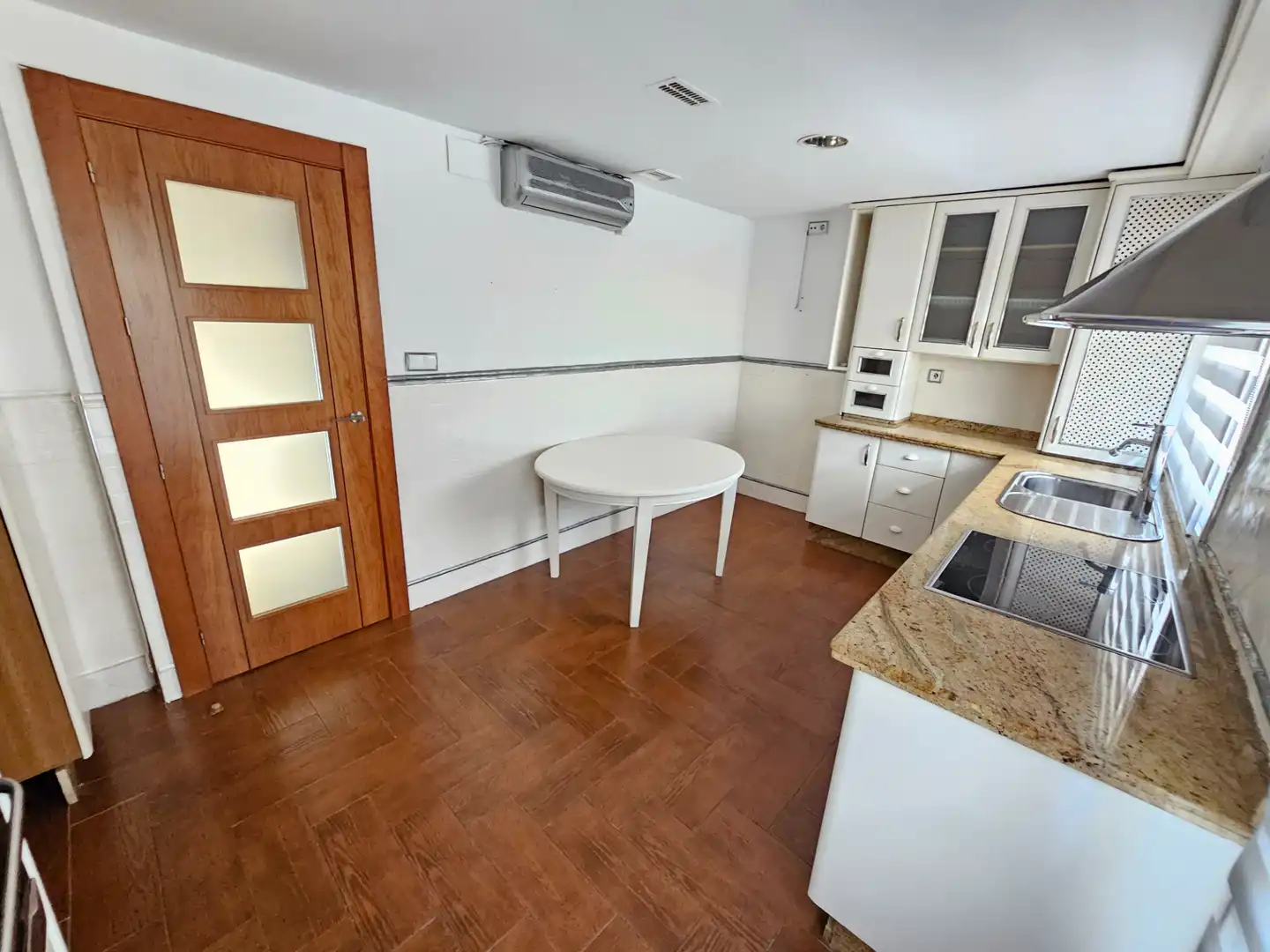 Cocina de Casa adosada en venta en Ogíjares con Aire acondicionado, Trastero y Amueblado