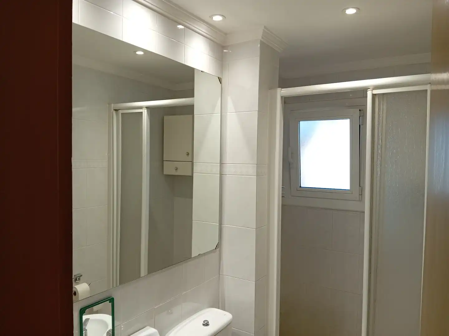 Baño de Piso en venta en Girona con Calefacción, Terraza y Amueblado