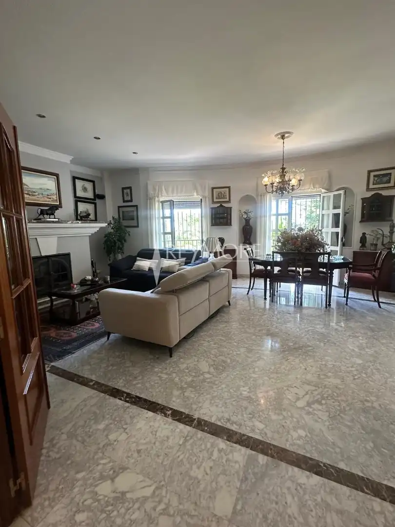 Houses for sale in Poniente-Norte - Miralbaida - Parque Azahara