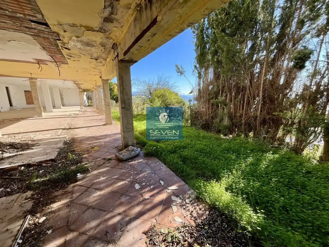 Chalet con piscina en venta en La Herradura, imagen 10