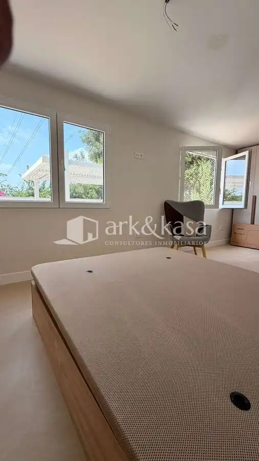 Dormitori de Casa o xalet de lloguer en Sagunto / Sagunt amb Aire condicionat, Jardí privat i Terrassa