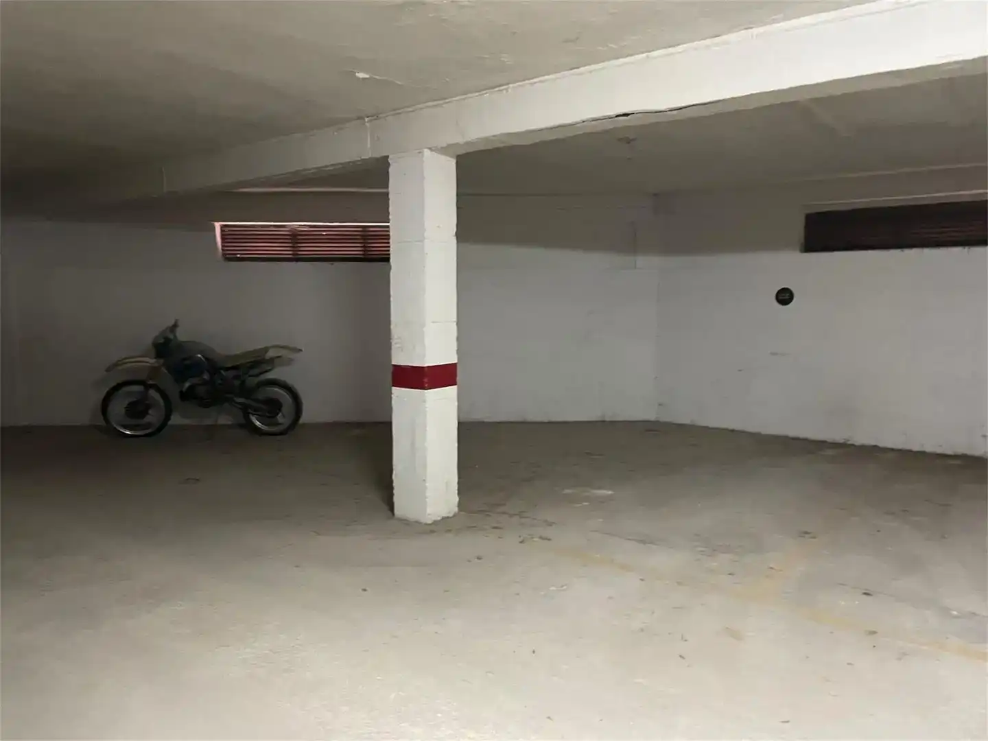 Parkplatz von Garage zur Miete in Murcia