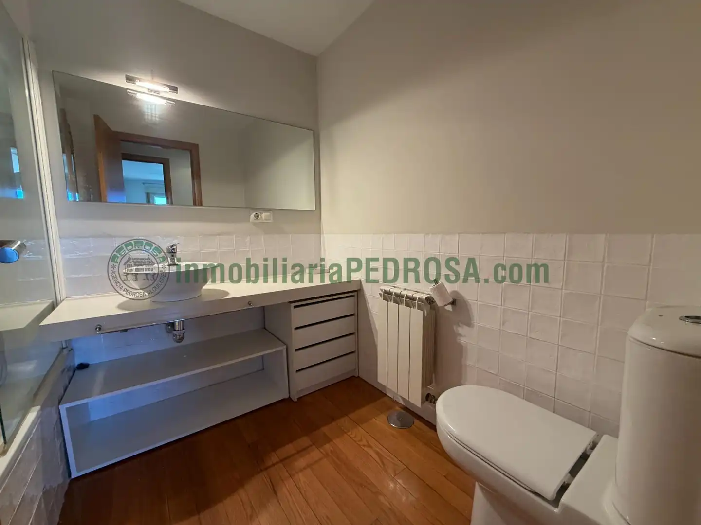 Habitación de Apartamento de alquiler en A Parda