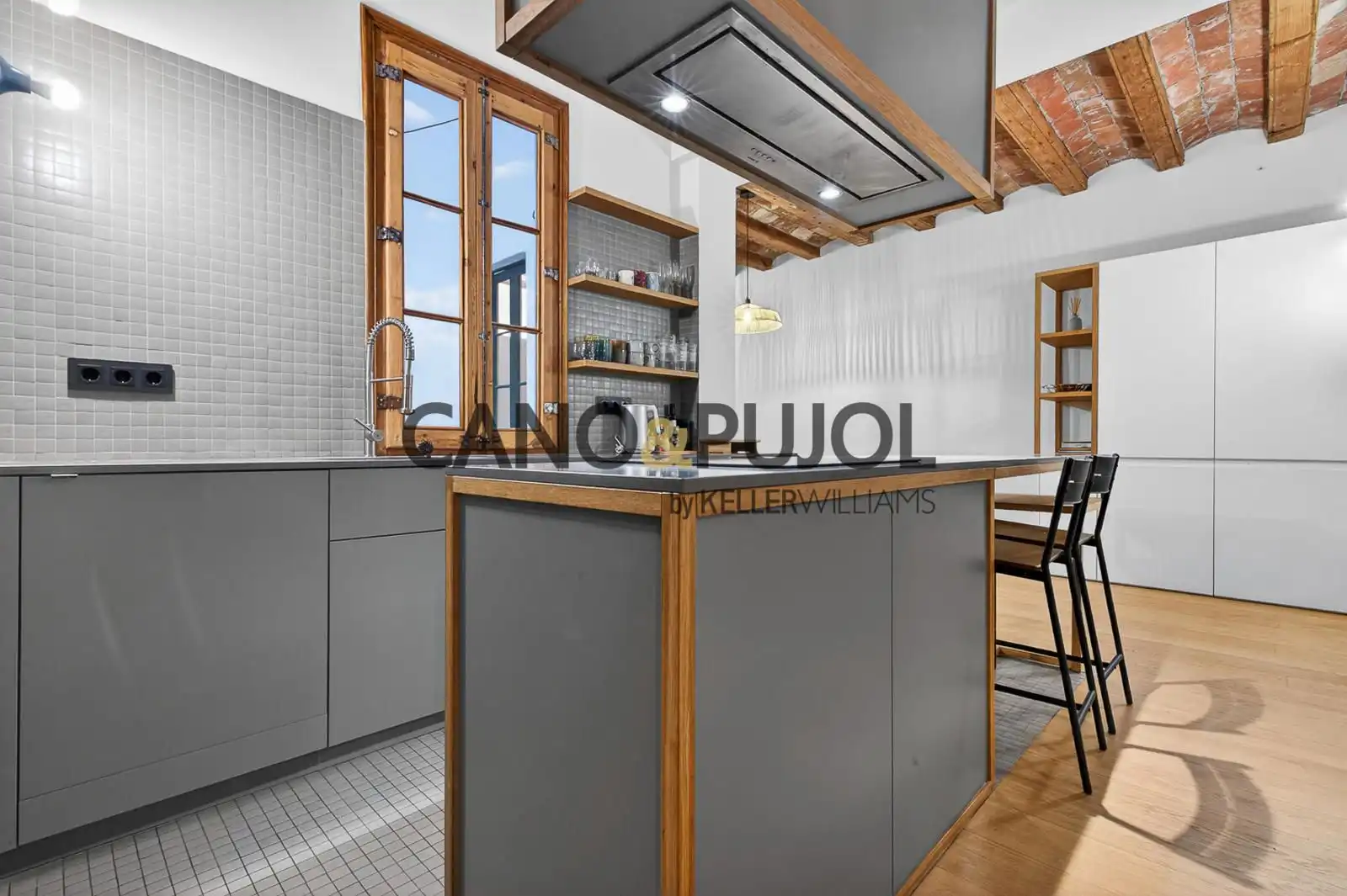 Flat for sale in DEL PI, Barri Gòtic