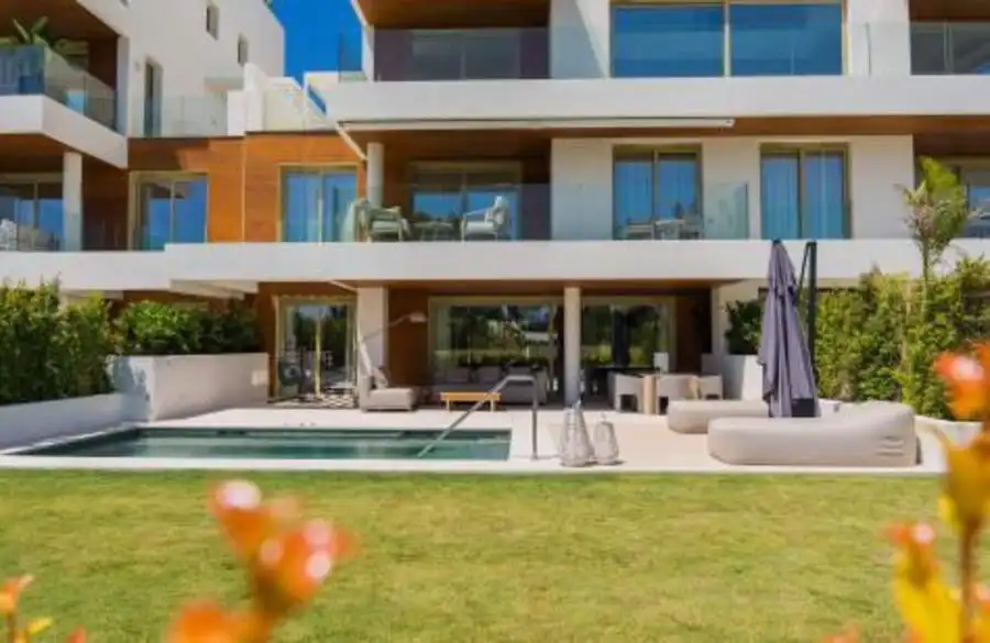 Ground floor for rent in Las Lomas de Río Verde