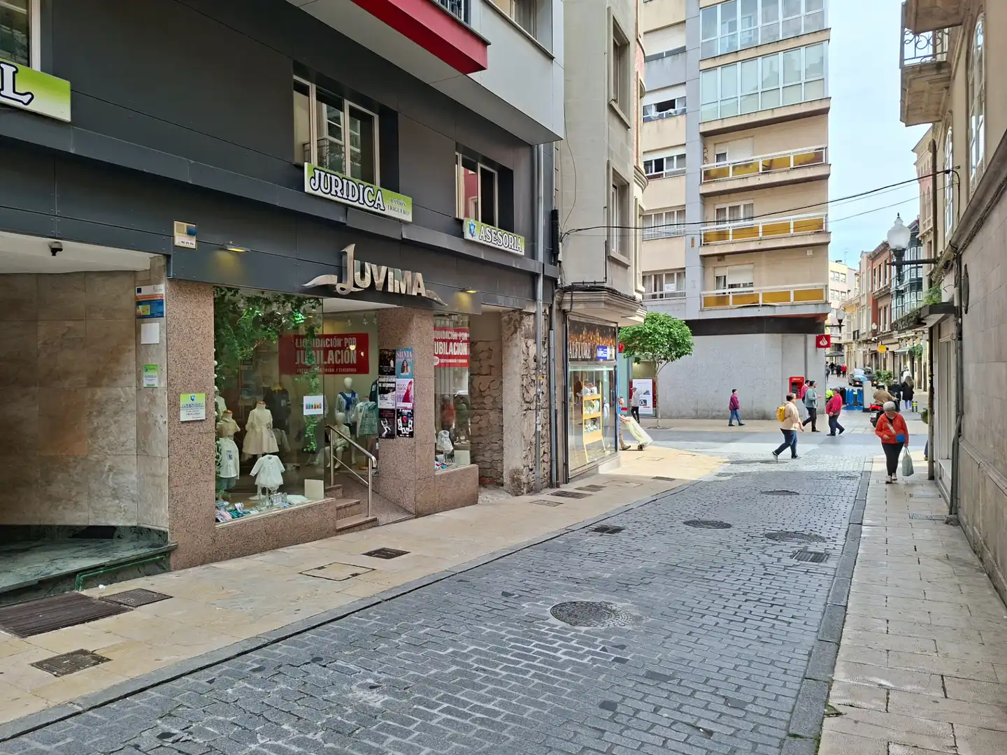Gewerbefläche zum Verkauf in Calle Cabruñana 2, imagen 2