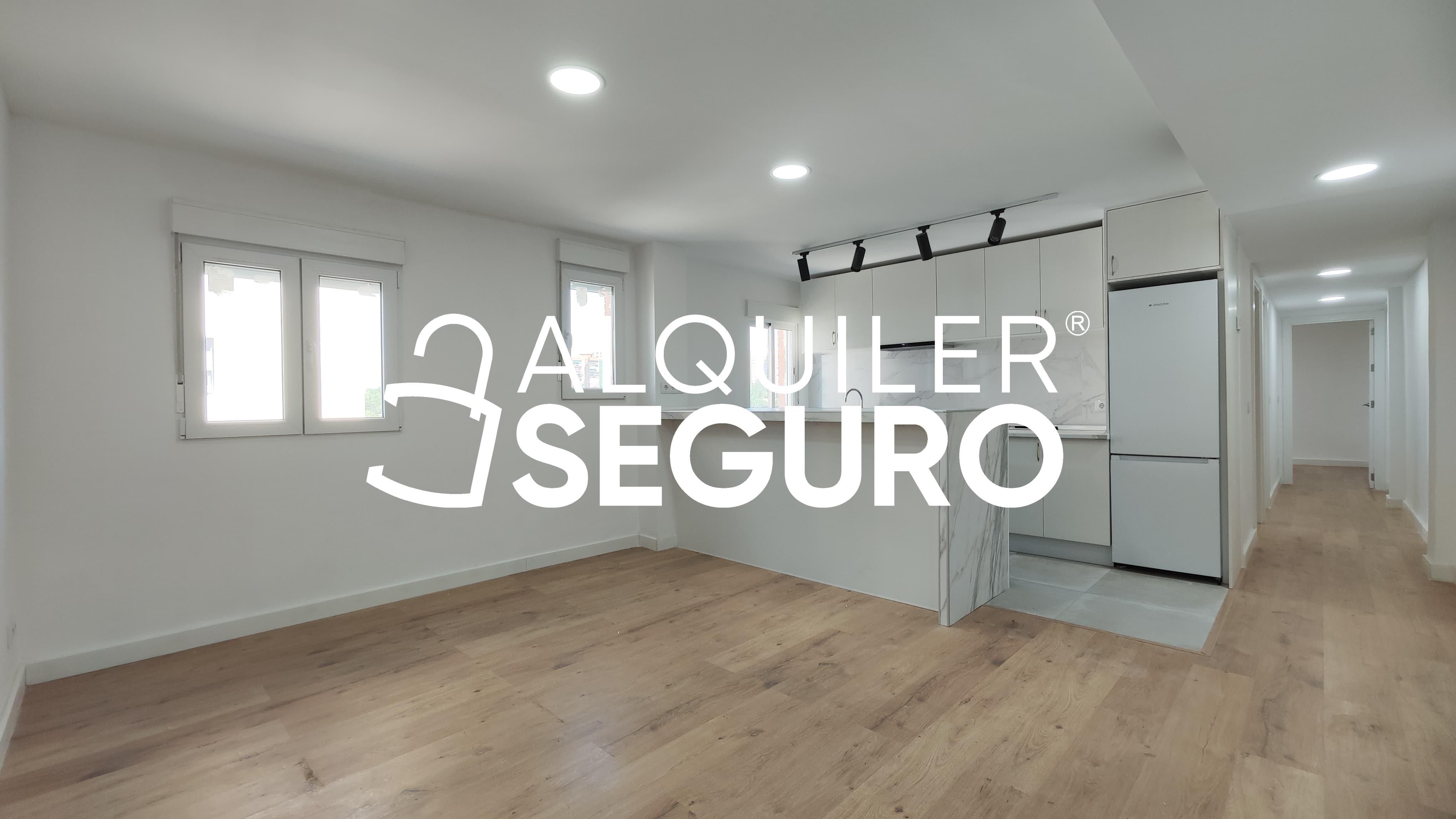 Habitación de Piso de alquiler en  Madrid Capital con Aire acondicionado y Calefacción