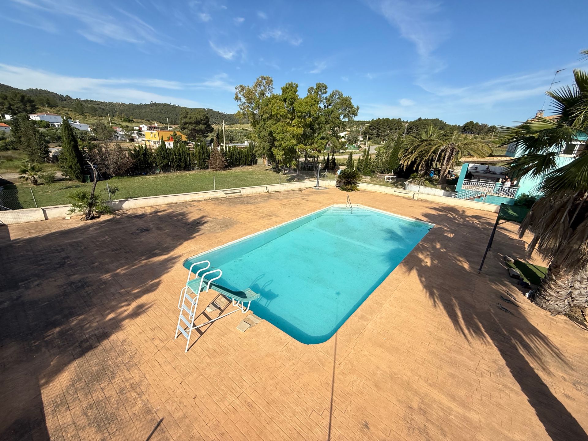 Piscina de Finca rústica en venda en Alborache amb Aire condicionat, Jardí privat i Terrassa