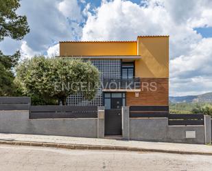 Vista exterior de Casa o xalet en venda en Bigues i Riells amb Aire condicionat, Calefacció i Jardí privat