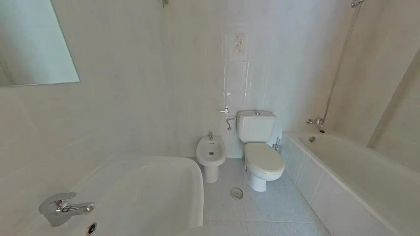 Bany de Pis en venda en Elda