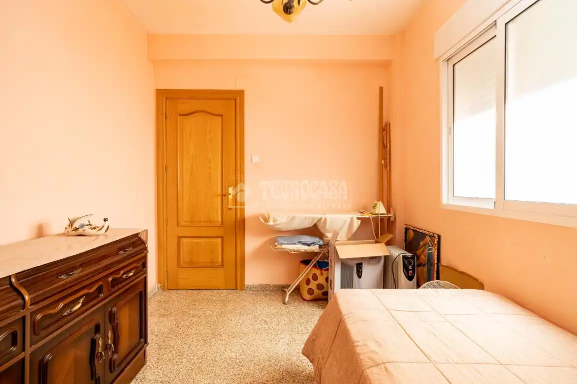 Bedroom of Flat for sale in Granada  with Terrace and Balcony
