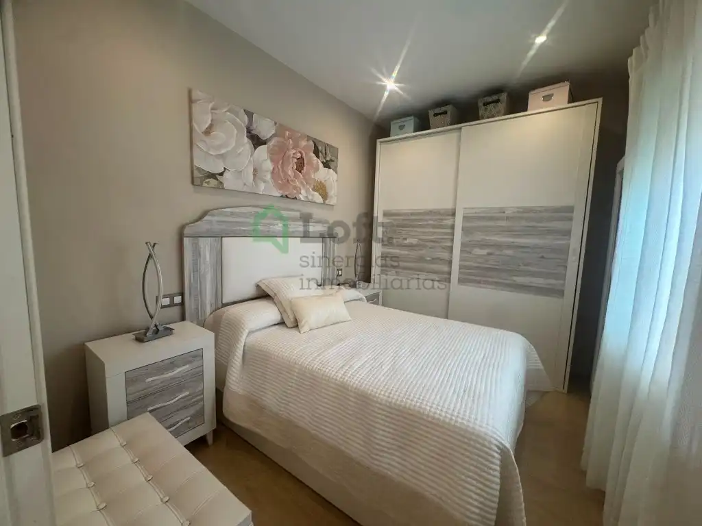 Dormitori de Casa o xalet en venda en Talavera la Real amb Aire condicionat i Terrassa