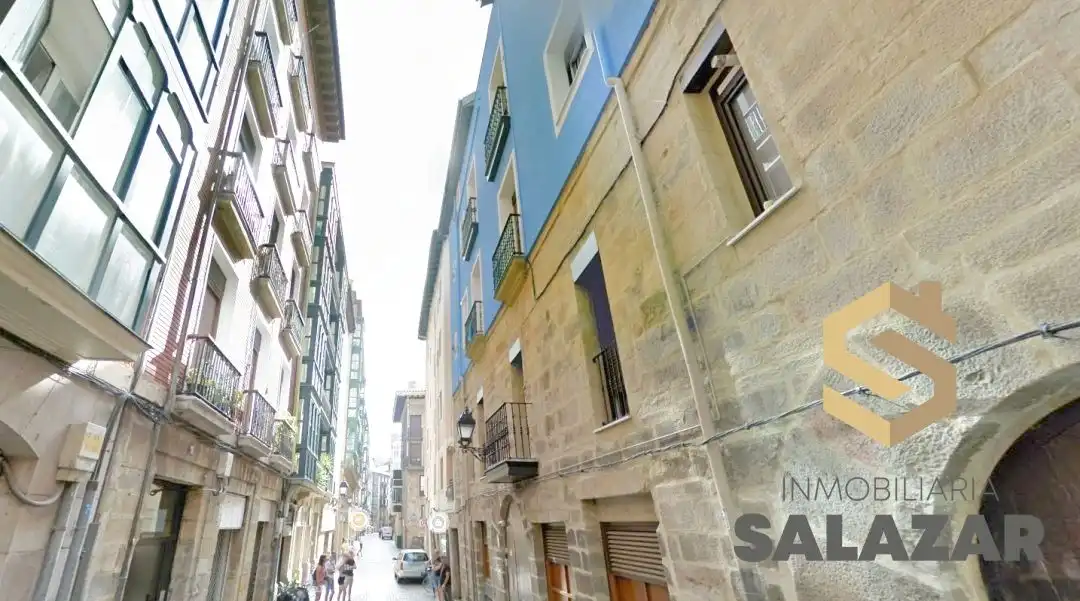 Flat with terrace to rent in Barrenkale, imagen 24