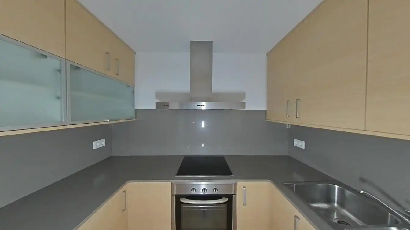 Kitchen of Flat for sale in Terrassa  with Air Conditioner and Heating