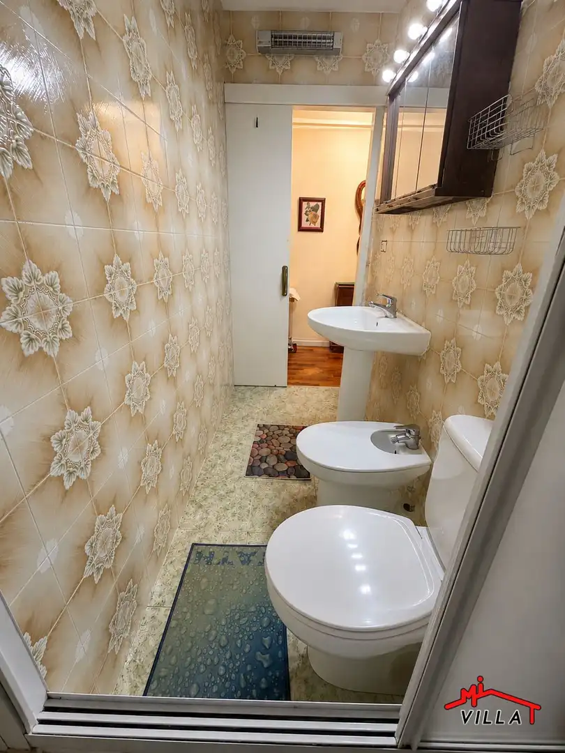 Bathroom of Flat for sale in Laredo