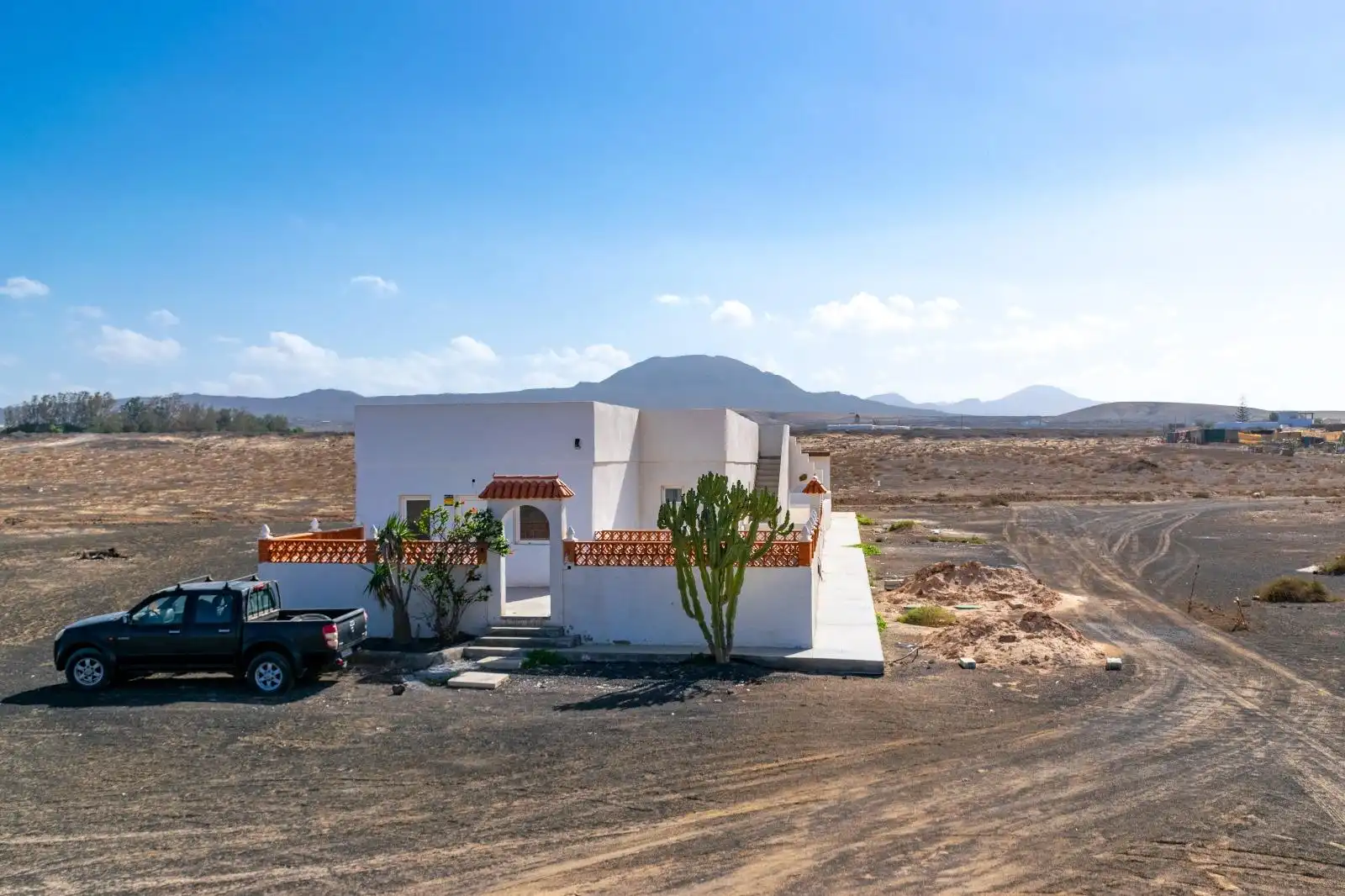 Exterior view of Houses for sale in La Oliva  with Private garden and Terrace