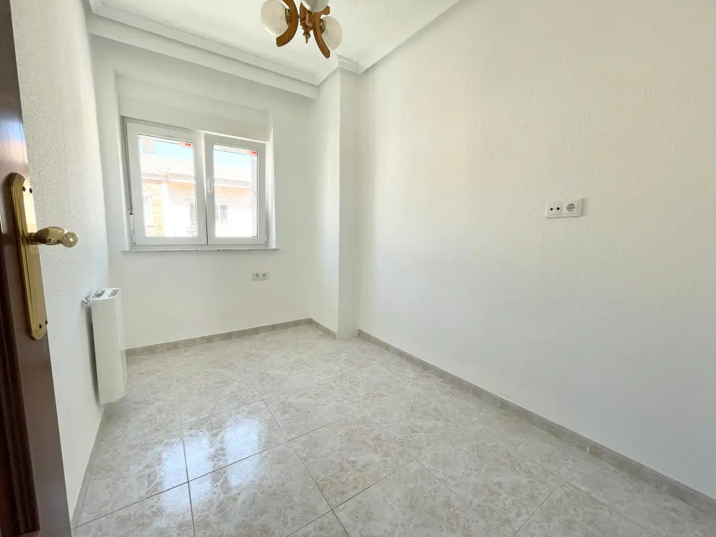 Bedroom of Flat for sale in Salamanca  with Heating and Balcony