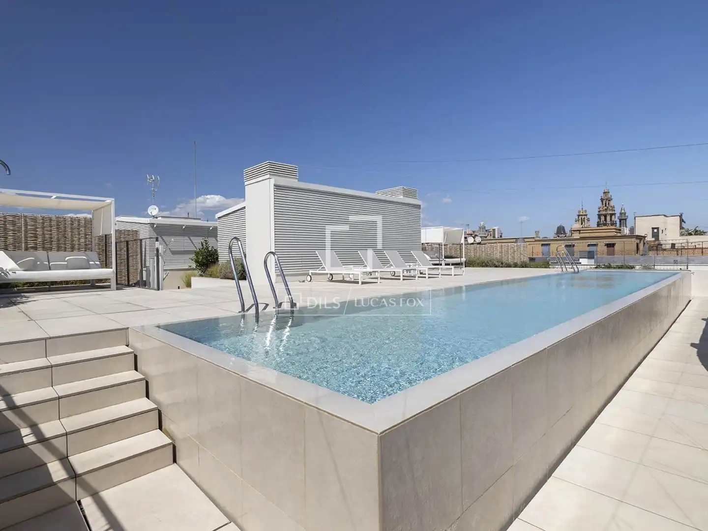 Piscina de Loft de alquiler en Barcelona con Aire acondicionado, Calefacción y Parquet