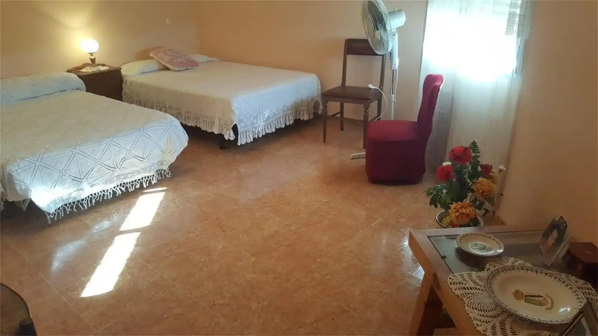 Habitación de Casa adosada en venta en Valdeverdeja con Amueblado, Lavadora y Microondas