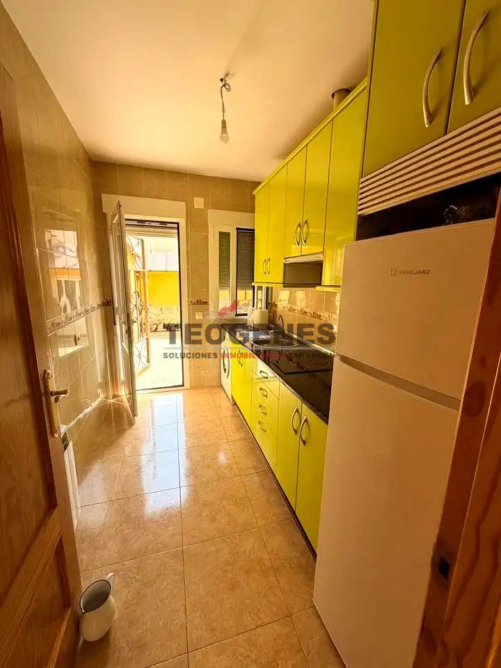 Kitchen of Houses for sale in Almendros  with Heating, Storage room and Furnished