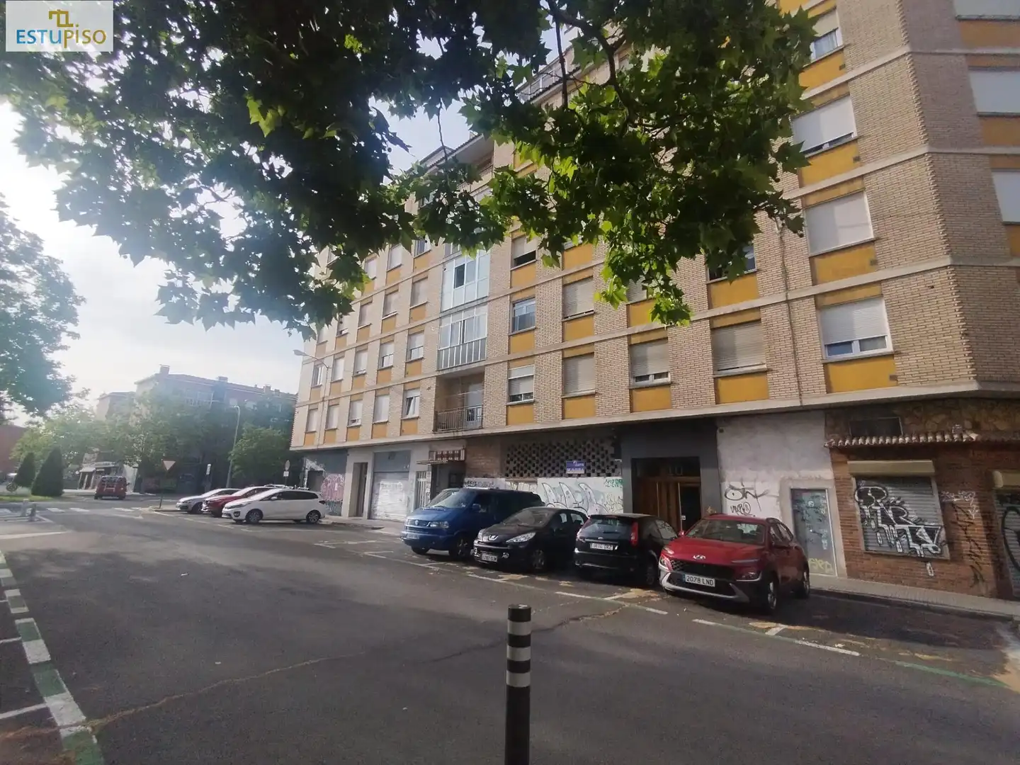 Exterior view of Garage for sale in Vitoria - Gasteiz