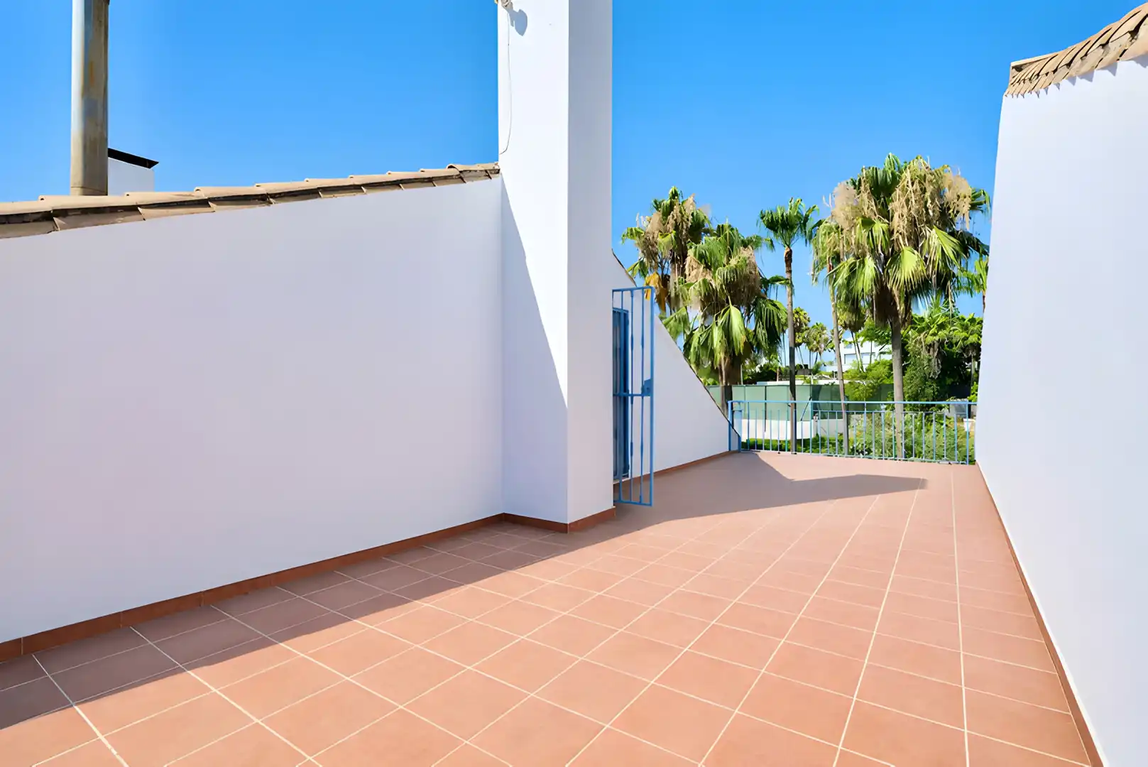 Reihenhaus mit Pool zum Verkauf in Nueva Andalucía, imagen 12