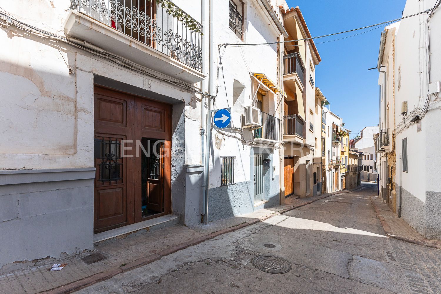 Vista exterior de Casa adosada en venda en Sagunto / Sagunt amb Aire condicionat, Calefacció i Parquet