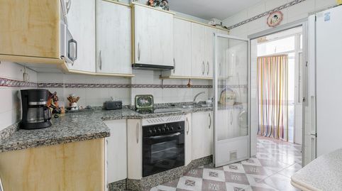 Foto 4 de Casa adosada en venda a Pinos Puente, Granada