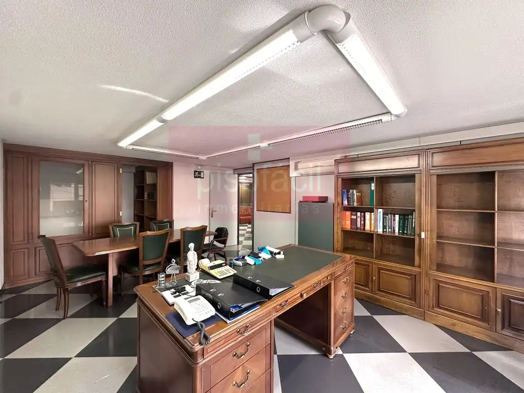 Büro zur Miete in Lugo