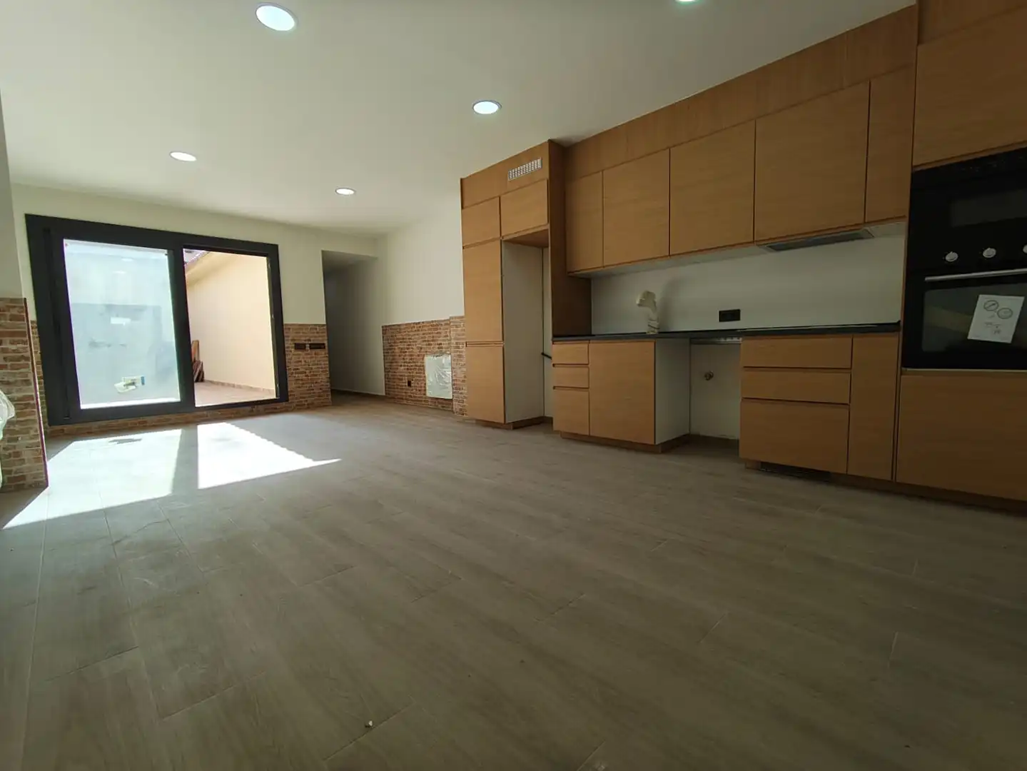 Planta baja en venta en Ca n'Aurell, Ponent