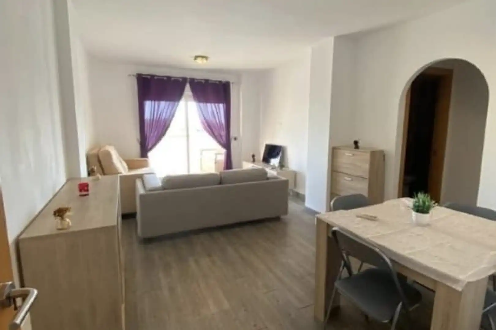 Sala de estar de Piso en venta en Calpe / Calp con Calefacción, Terraza y Amueblado