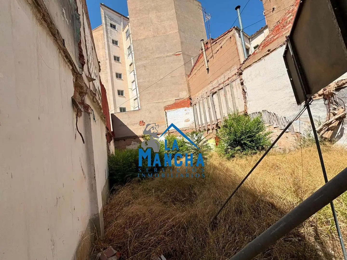 Vista exterior de Residencial en venda en Albacete