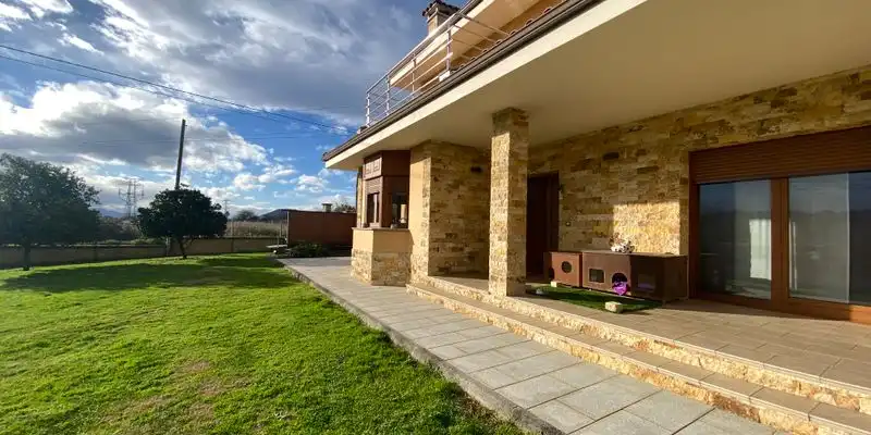 Vista exterior de Casa o chalet en venta en Siero con Jardín privado, Terraza y Trastero