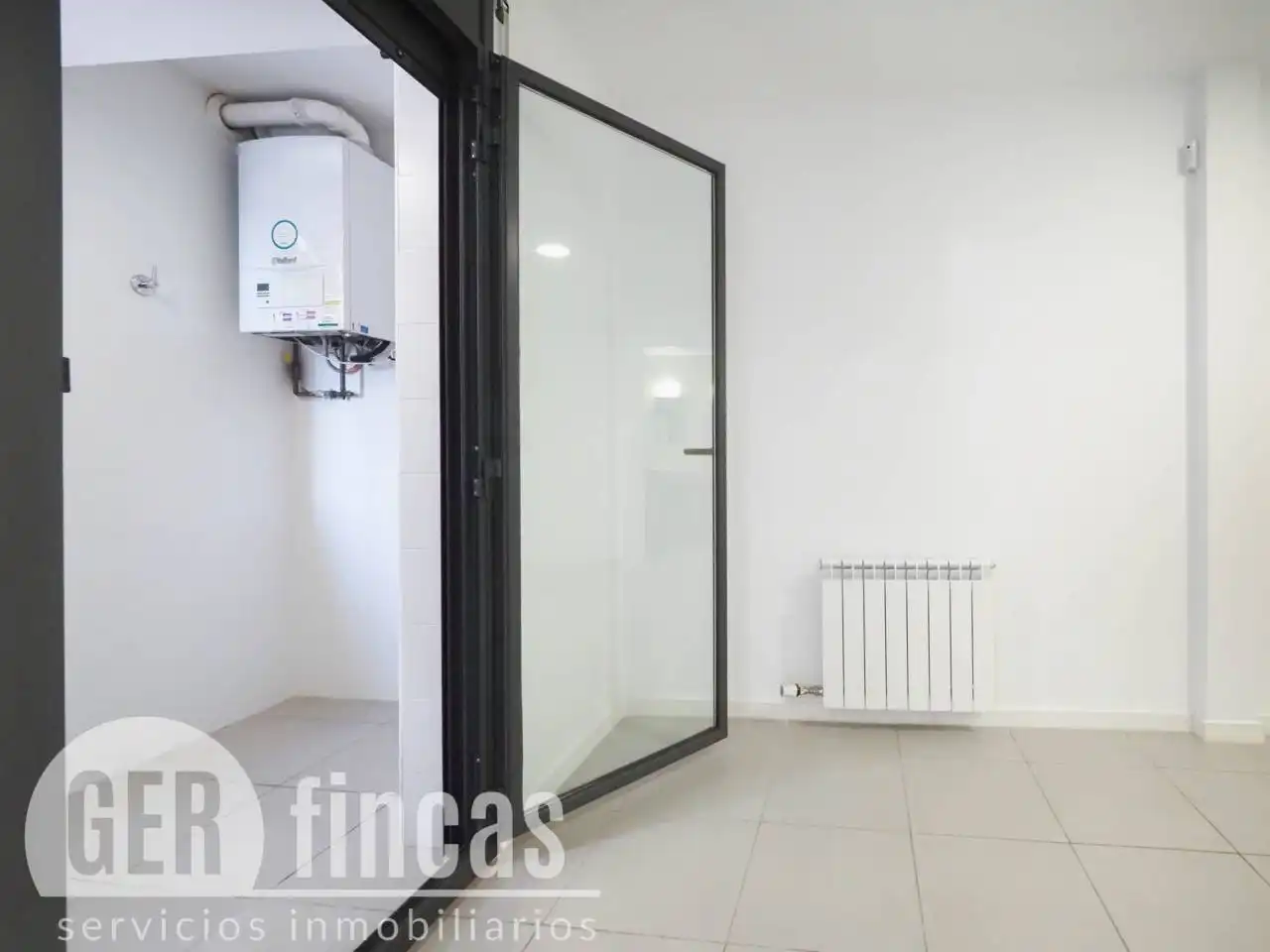 Flat for sale in Terrassa  with Heating
