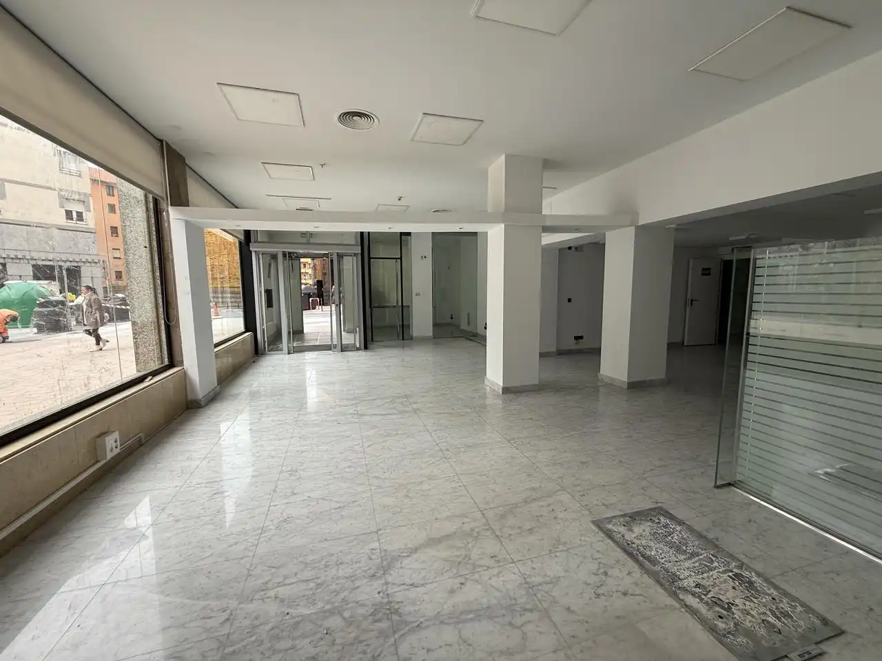 Locale commerciale in affitto a Los Fueros Ibilbidea, imagen 2