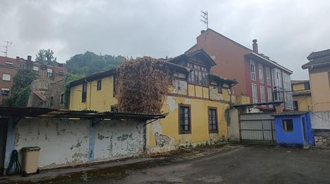 Foto 4 de Edifici en venda a Calle Maestro Larrosa, 1, San Claudio - Trubia - Las Caldas, Oviedo