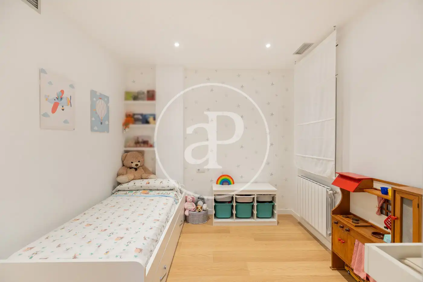 Habitación de Piso en venta en Barcelona con Aire acondicionado, Calefacción y Balcón