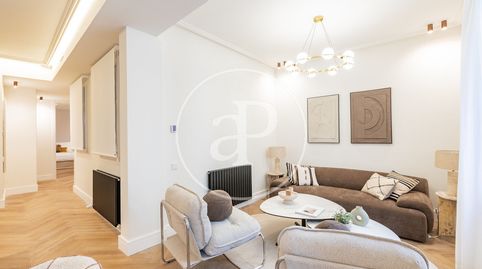 Foto 5 de Piso en venta en Calle de Viriato, Trafalgar, Madrid Capital