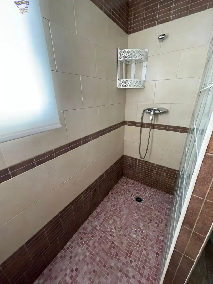 Bany de Casa adosada de lloguer en Arcos de la Frontera amb Aire condicionat, Terrassa i Moblat