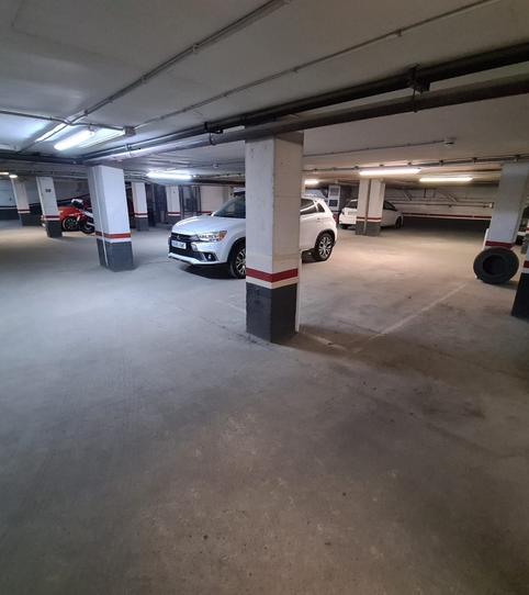 Foto 2 de Garatge en venda a Carrer D'enric Borràs, 138, Banyeres, Barcelona