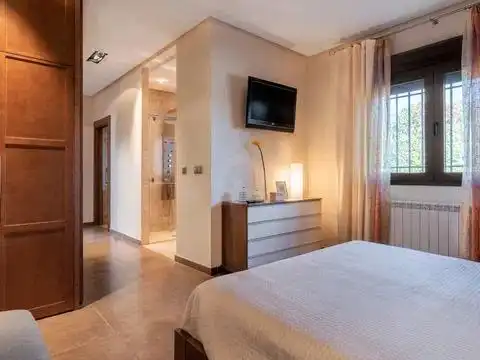 Habitación de Casa o chalet en venta en Ciudad Real con Calefacción, Terraza y Piscina