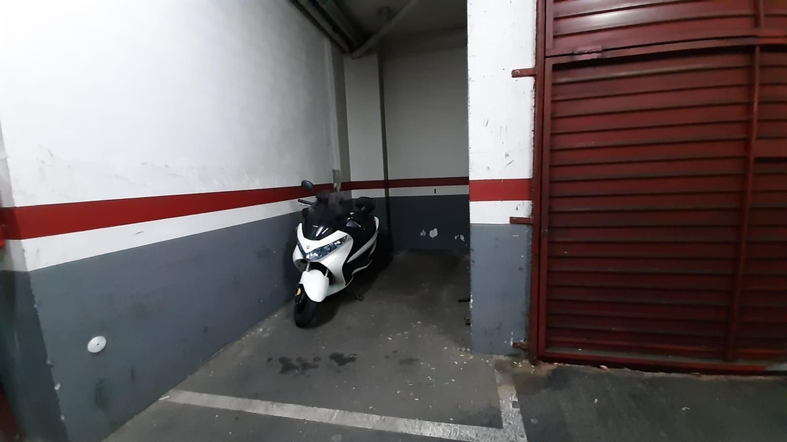 Aparcament de Garatge en venda en Castelldefels